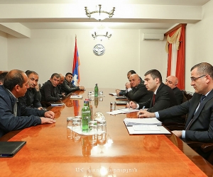 Պետական նախարարն ընդունել է փայտամշակման արտադրությամբ զբաղվող մի խումբ ձեռներեցների