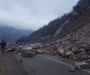 Քարաթափման հետևանքով Կապան-Քաջարան ճանապարհահատվածը միակողմանի փակվել է
