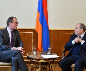 Armenian President and Dutch Ambassador Discuss Increased Economic Cooperation