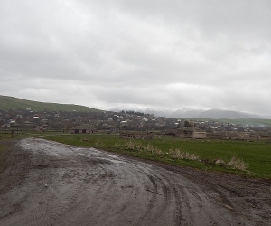 Գյուլագարակի անասնատերերը անբարեկարգ ճանապարհների պատճառով անասուններին հեռագնա արոտավայրեր չեն տանում