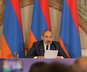 Pashinyan Says Armenian Soldiers Now Get Quality Undergarments, Army Chow Still a Problem