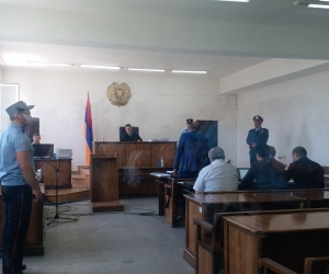 Судья по делу Роберта Кочаряна отклонил ходатайство его защитников