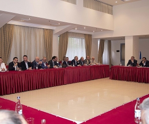 Հանրային խորհրդի անդամները հանդիպել են առողջապահության նախարարի հետ