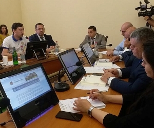 Председатель ВАК и депутат НС Мхитар Айрапетян коснулись диссертации судьи Александра Азаряна