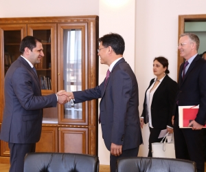 Սուրեն Պապիկյանն ընդունել է Ասիական զարգացման բանկի ներկայացուցիչներին