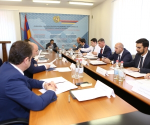 Սուրեն Պապիկյանը հանդիպել է մարզպետների հետ