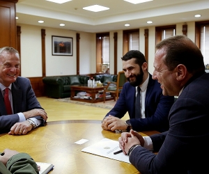 Դավիթ Տոնոյանն ընդունել է ամերիկյան Ատլանտյան Խորհրդի պատվավոր նախագահ, պաշտոնաթող գեներալ Ջեյմս Ջոնսին