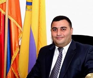 Էջմիածին համայնքի նախկին ղեկավարին՝ Կարեն Գրիգորյանին, մեղադրանք է առաջադրվել