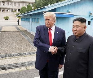 Трамп в третий раз встретился с Ким Чен Ыном