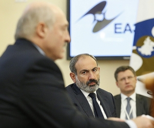 Pashinyan Discusses EAEU Matters with Belarus President Lukashenko