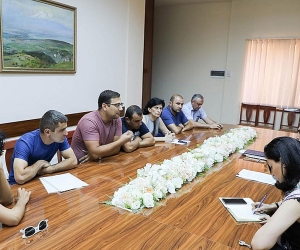 ՔԿ նախագահի տեղակալը հանդիպել է Ջերմուկի բնակիչների և բնապահպանական ՀԿ-ների ներկայացուցիչների հետ
