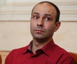 «Բա որ օրենքով գող ես, ո՞նց ես գնացել Ղարաբաղ, ձեռդ զենք վերցրել...»