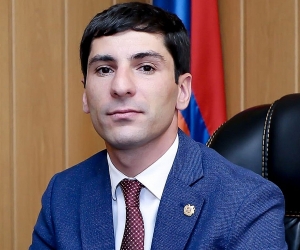 Արարատի մարզպետին հատկացվում է 400 լիտր բենզին, որից 60 լիտրը՝ տնից աշխատավայր երթևեկելու համար