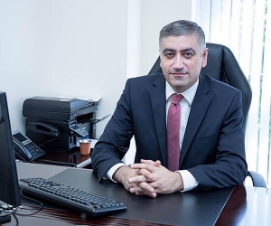 Արմեն Պապիկյանը, համատեղության կարգով, նշանակել է նաև Սլովակիայի դեսպան
