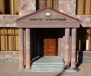 «Սեքյուրիթի Դրիմ» և «Էլլիպս Ջի Էյ» ընկերությունների գործով մեկ անձ կալանավորվել է, երկուսի  նկատմամբ գրավ է կիրառվել