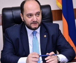 Արայիկ Հարությունյանը պաշտոնական այցով մեկնել է Ռուսաստան
