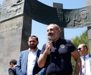 Amulsar Damage Control: Pashinyan Tells Jermuk Residents, &quot;There's a problem of interpretation&quot;