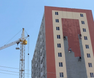 В областях стали покупать больше земли и домов, а в Ереване сделки по продаже квартир сократились
