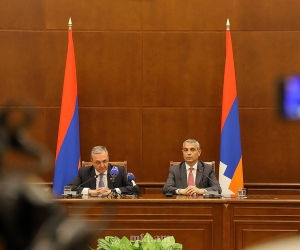 ԱԳ նախարար Զոհրաբ Մնացականյանի ճեպազրույցը լրագրողների հետ Արցախի ԱԳ նախարար Մասիս Մայիլյանի հետ հանդիպման արդյունքներով
