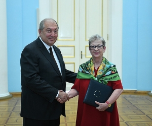 New EU Delegation Head Hands Credentials to President Sarkissiann