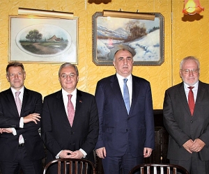 Armenian, Azerbaijani Foreign Ministers Meet in New York