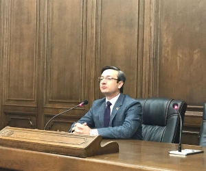 Геворк Горгисян: “Есть губернаторы, которые все еще работают старыми методами: вмешиваются в выборы, отстраняют старост, избивают офицера…”