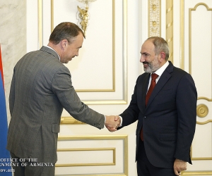 Премьер-министр принял специального представителя ЕС по вопросам Южного Кавказа и кризиса в Грузии