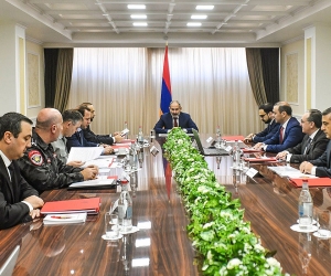Под председательством премьер-министра проходит заседание Совета безопасности