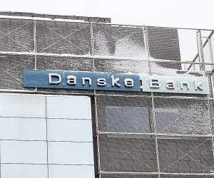 Bloomberg узнал о предложении Danske Bank русским забрать деньги золотом