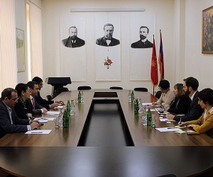 ARF Supreme Body Members Discuss Political Developments in Armenia with U.S. Ambassador Tracy