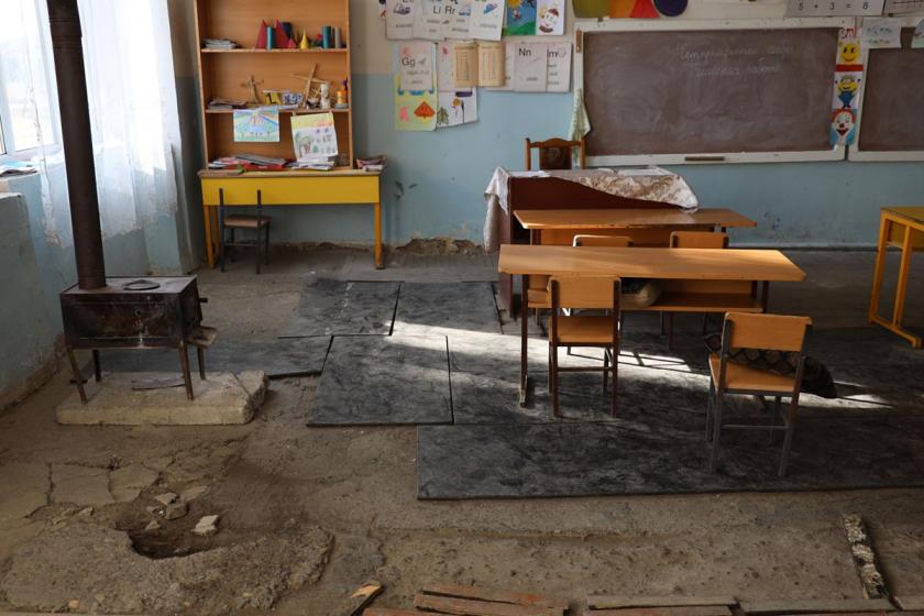 В Шатване дети “учатся” в школе вместе с крысами
