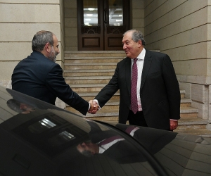 Pashinyan, Sarkissian Discuss Government Shortcomings and Challenges