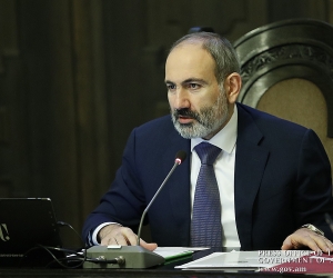 Премьер-министр на заседании правительства коснулся текущего состояния системы государственного управления
