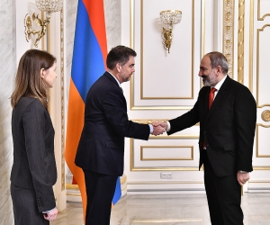 Премьер-министр принял нового руководителя миссии Международного валютного фонда