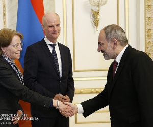 Pashinyan, Dutch Foreign Minister Discuss Expanding Bilateral Relations
