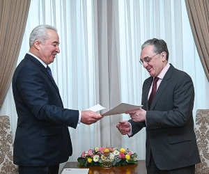 New Ukrainian Ambassador Presents Credentials to Armenian Foreign Minister