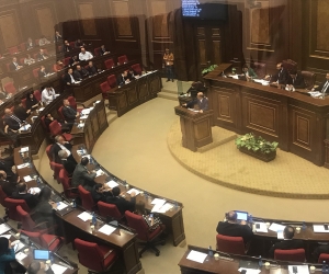 “Мой шаг” намерен провести референдум по вопросу членов Конституционного суда