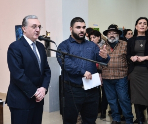 Զոհրաբ Մնացականյանը ներկա է գտնվել «Աղոթք՝ Ուհանի բնակիչների համար» միջոցառմանը