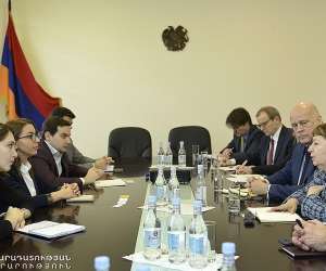 Արդարադատության փոխնախարարն ընդունել է Ժողովրդավարությունների համայնքի բարձրաստիճան պատվիրակությանը