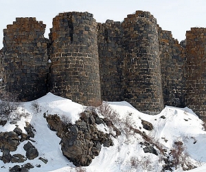 Ամբերդ ամրոց և Քարի լիճ տանող ավտոճանապարհները դեռ անորոշ ժամանակ փակ կլինեն