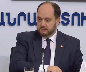 Արայիկ Հարությունյանը՝ ուսումնասկան հաստատություններում հեռավար ուսուցման անցնելու մասին
