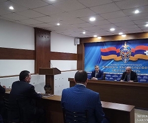 Բակո Սահակյանն աշխատանքային խորհրդակցություն է անցկացրել Ազգային անվտանգության ծառայությունում
