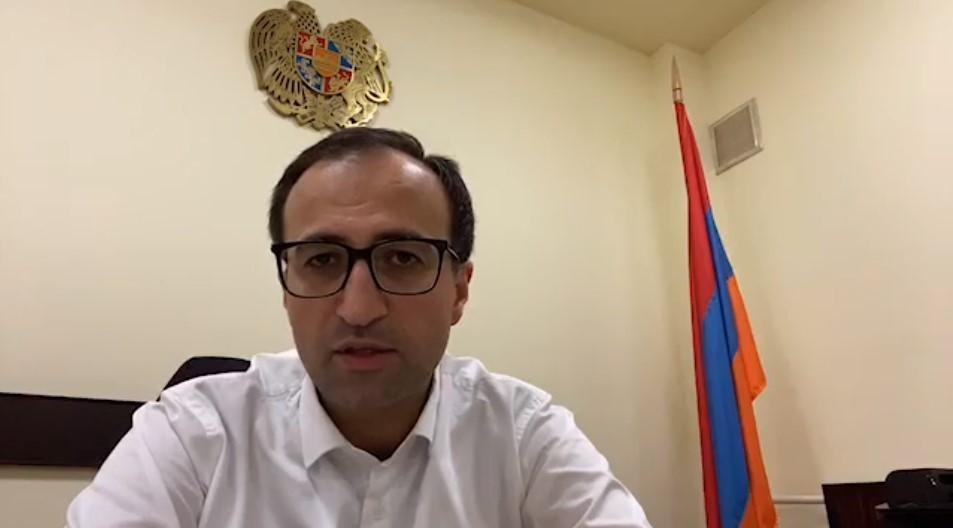 Նախարար Թորոսյանը շրջայց է կատարում ժամանակավոր մեկուսացման վայրերում