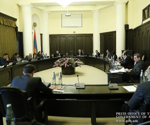 Обсужден процесс реализации мероприятий по нейтрализации последствий коронавируса