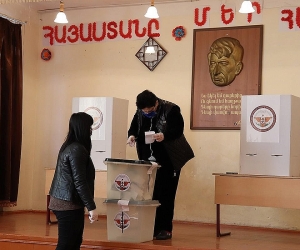 На избирательном участке 1/4 Степанакерта проголосовало менее трети избирателей 