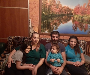 No Work in Russia; Financially Strapped Family on Wait List to Return to Armenia