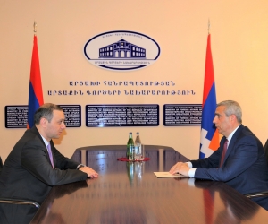 Արցախի ԱԳՆ ղեկավար Մասիս Մայիլյանը հանդիպել է ՀՀ ԱԽ քարտուղար Արմեն Գրիգորյանին