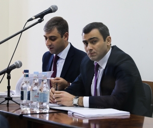 Դատախազները պնդում են, որ Ռոբերտ Քոչարյանի պատշաճ վարքագիծը կարող է ապահովել միայն կալանավորումը