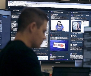 Facebook выплатит заболевшим контролерам контента 52 млн долларов