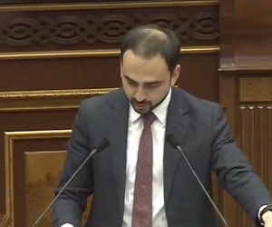 ԱԺ հատուկ նիստում քննարկվում է արտակարգ դրության ռեժիմի երկարաձգումը
